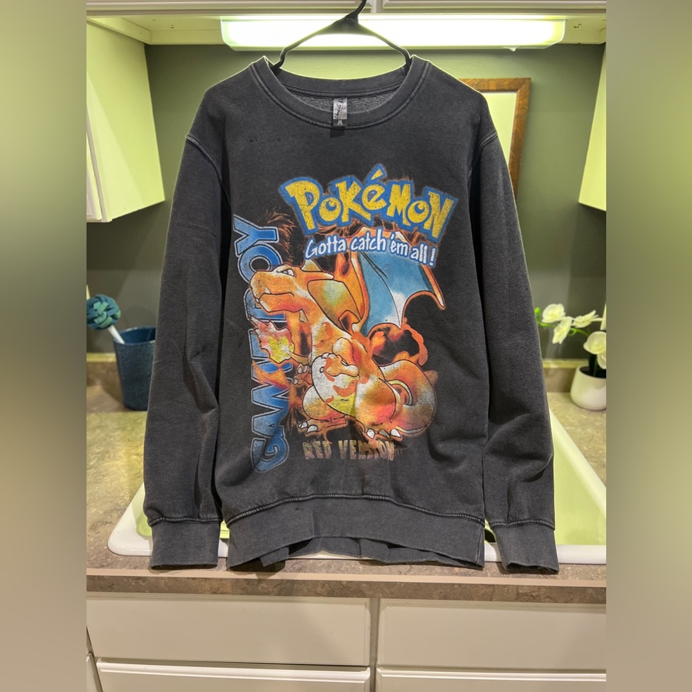 Pokémon Charizard Gameboy Crew Neck RARE